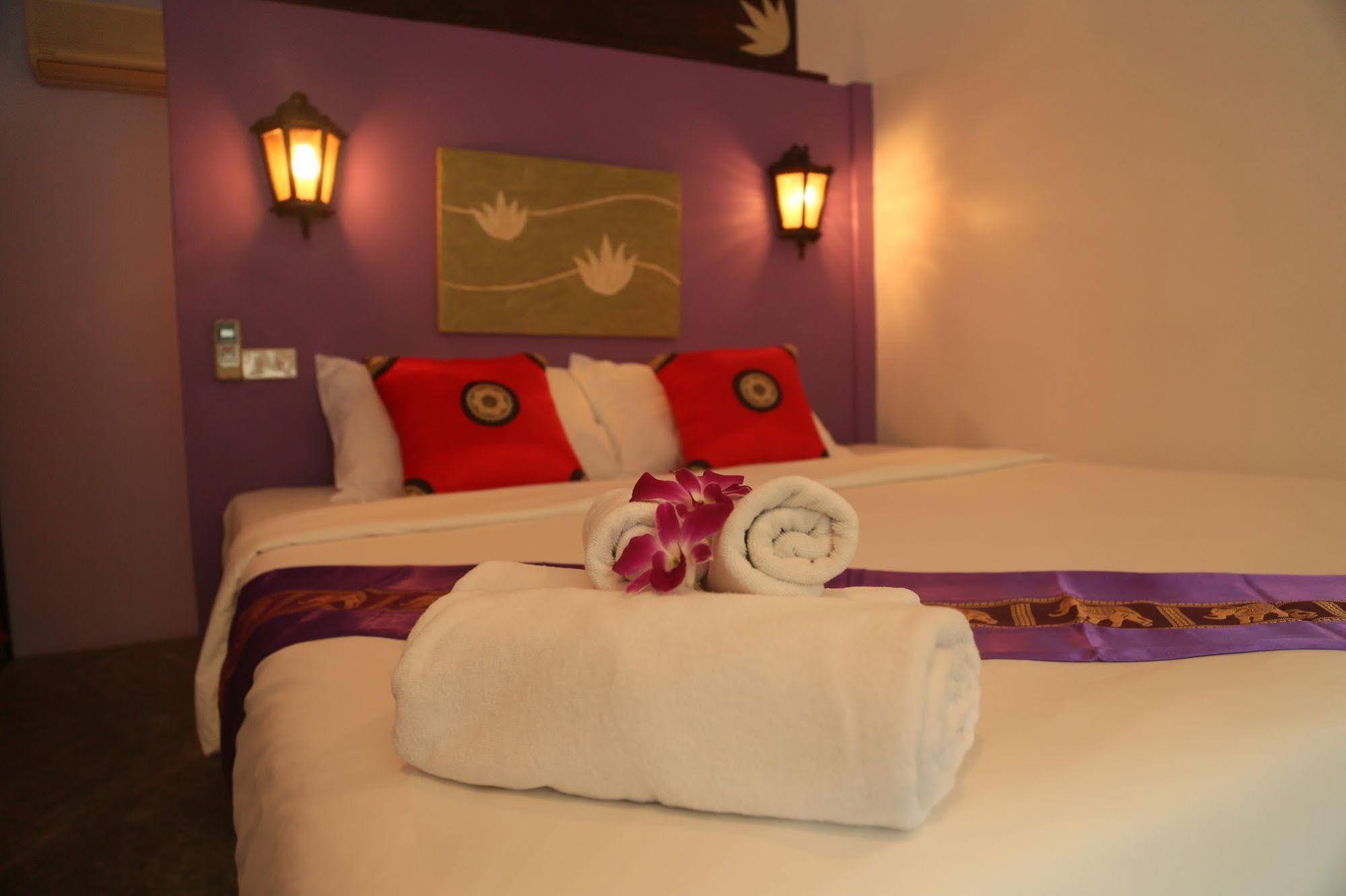 Boondaree Home Resort หาดกะตะ ภายนอก รูปภาพ