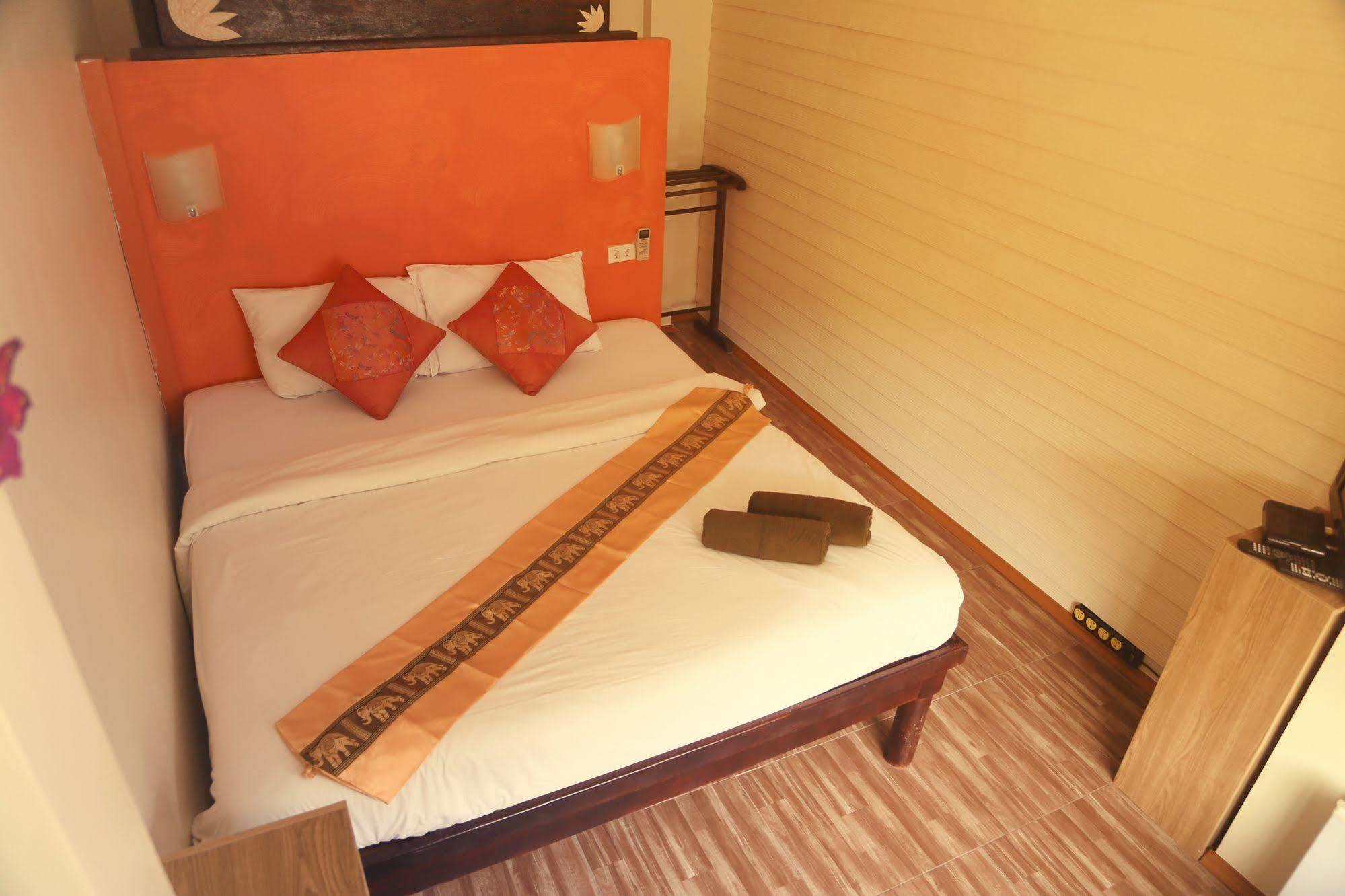 Boondaree Home Resort หาดกะตะ ภายนอก รูปภาพ